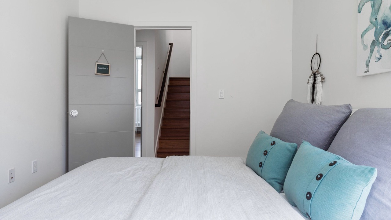 Photo of Others in North Beacon Hill