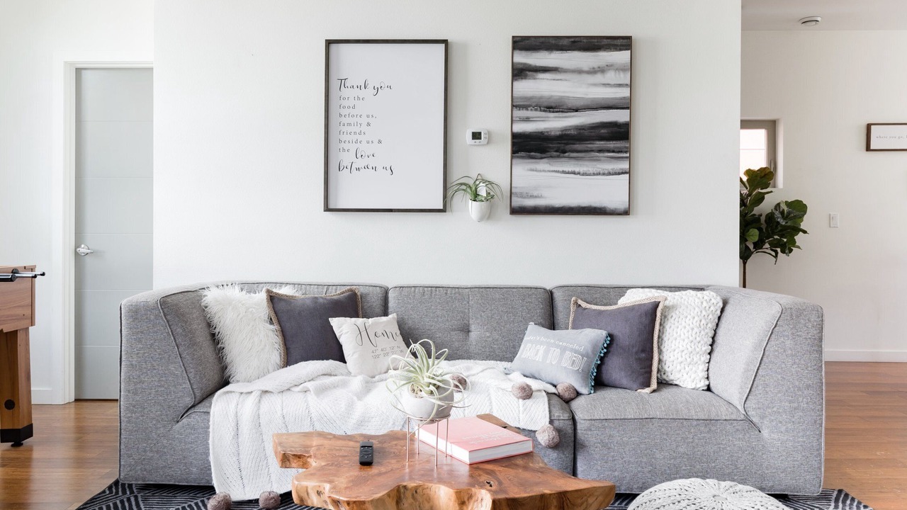 Photo of Livingroom in North Beacon Hill