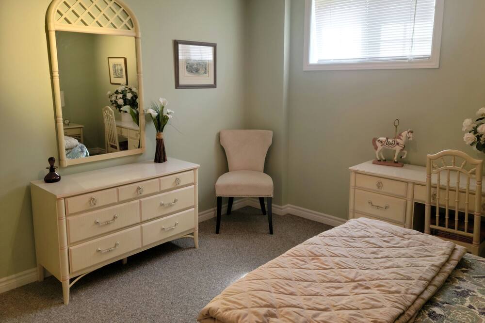 Photo of Bedroom in Caledon