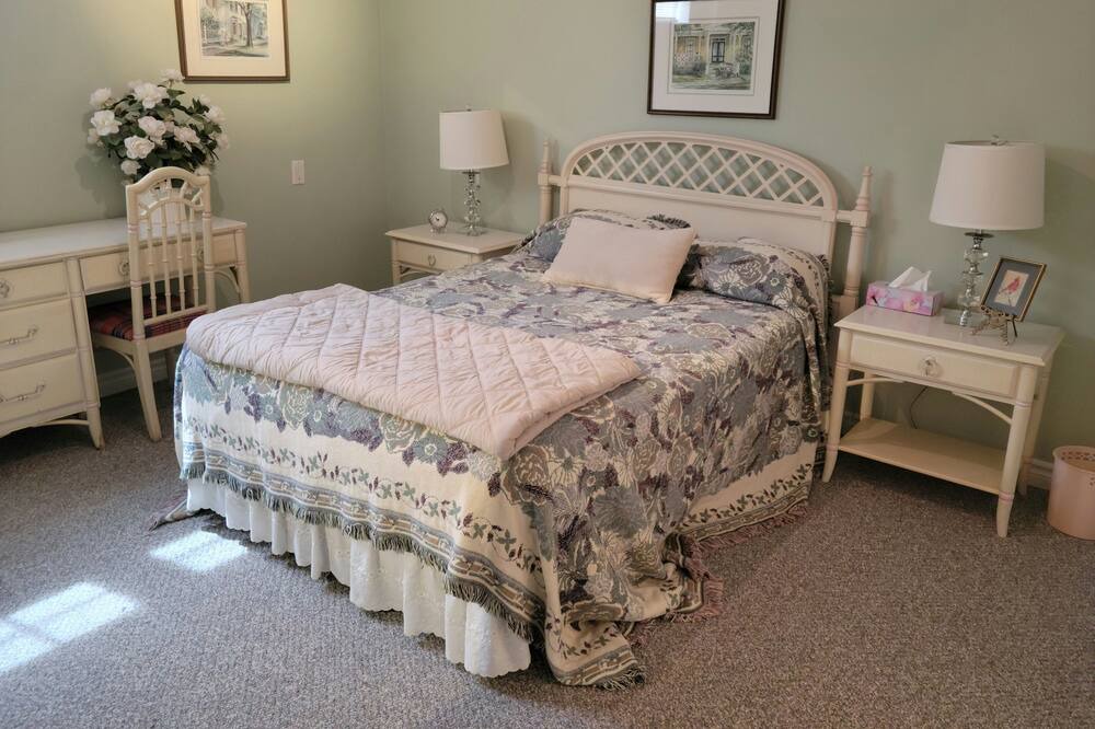 Photo of Bedroom in Caledon