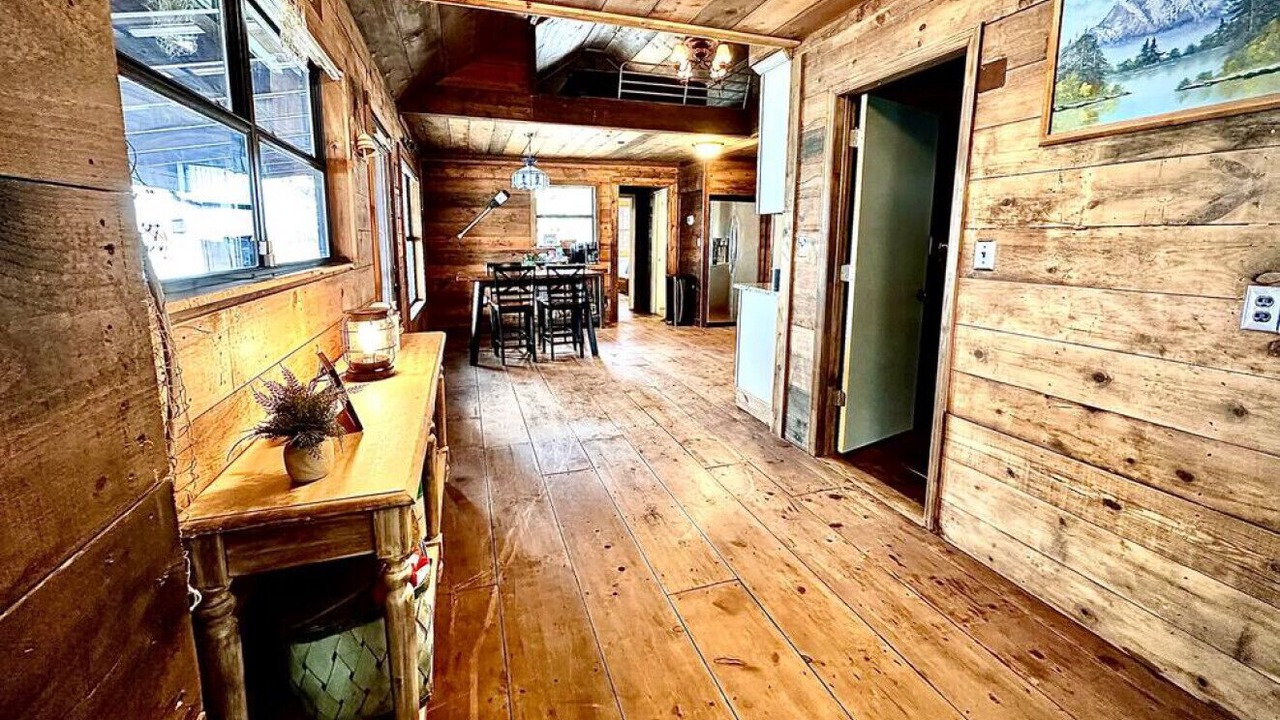 Photo of Others in Gadsden