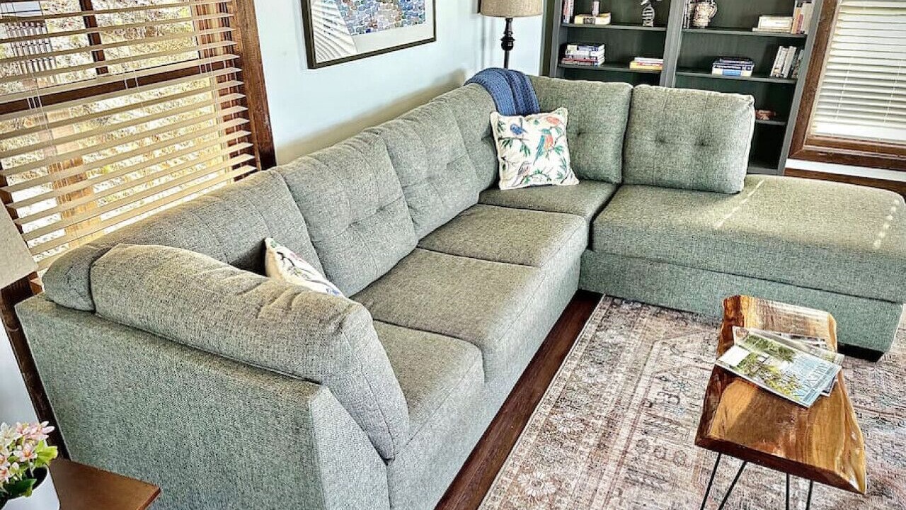 Photo of Livingroom in Gadsden