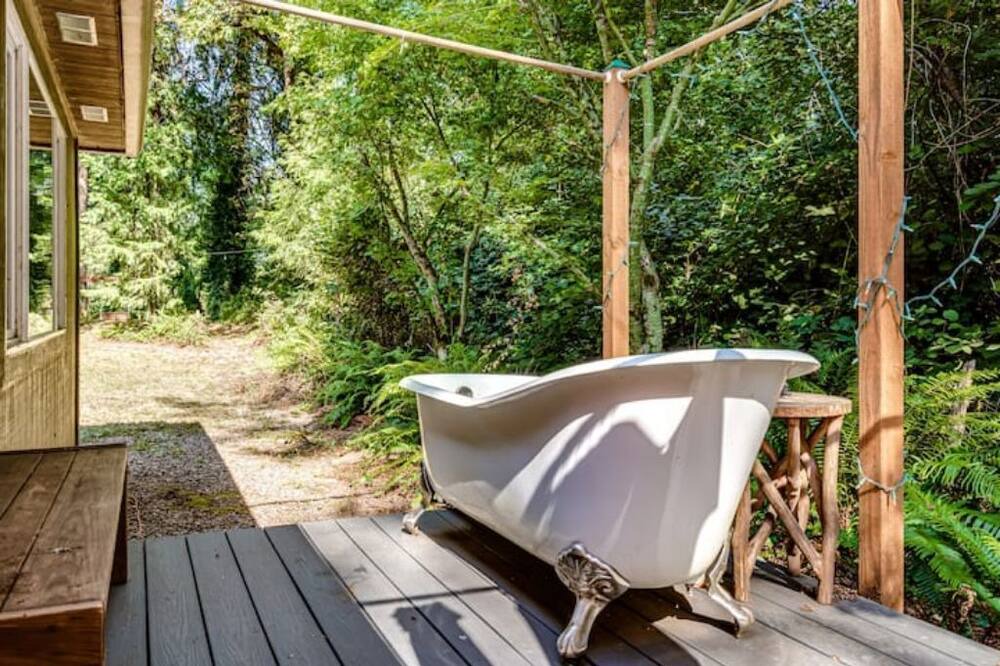 Photo of Outdoor in Leaburg