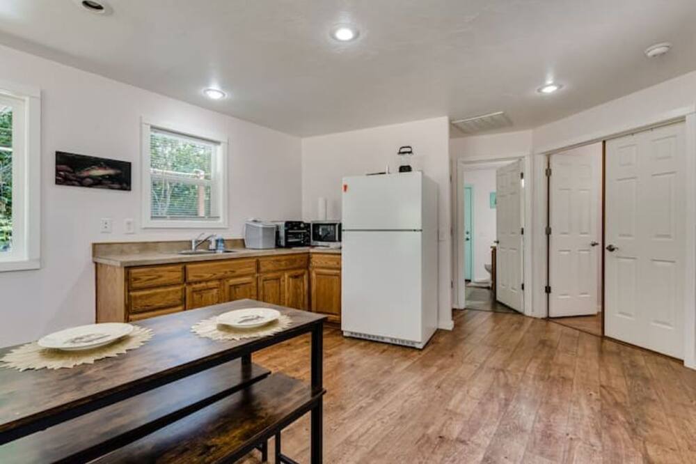 Photo of Kitchen in Leaburg