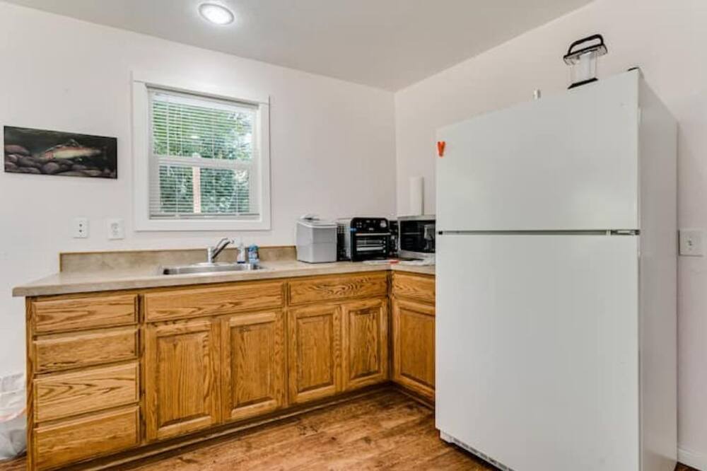 Photo of Kitchen in Leaburg