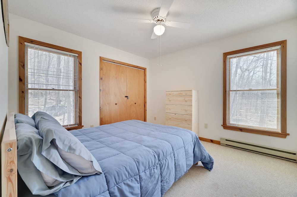 Photo of Bedroom in White Mills