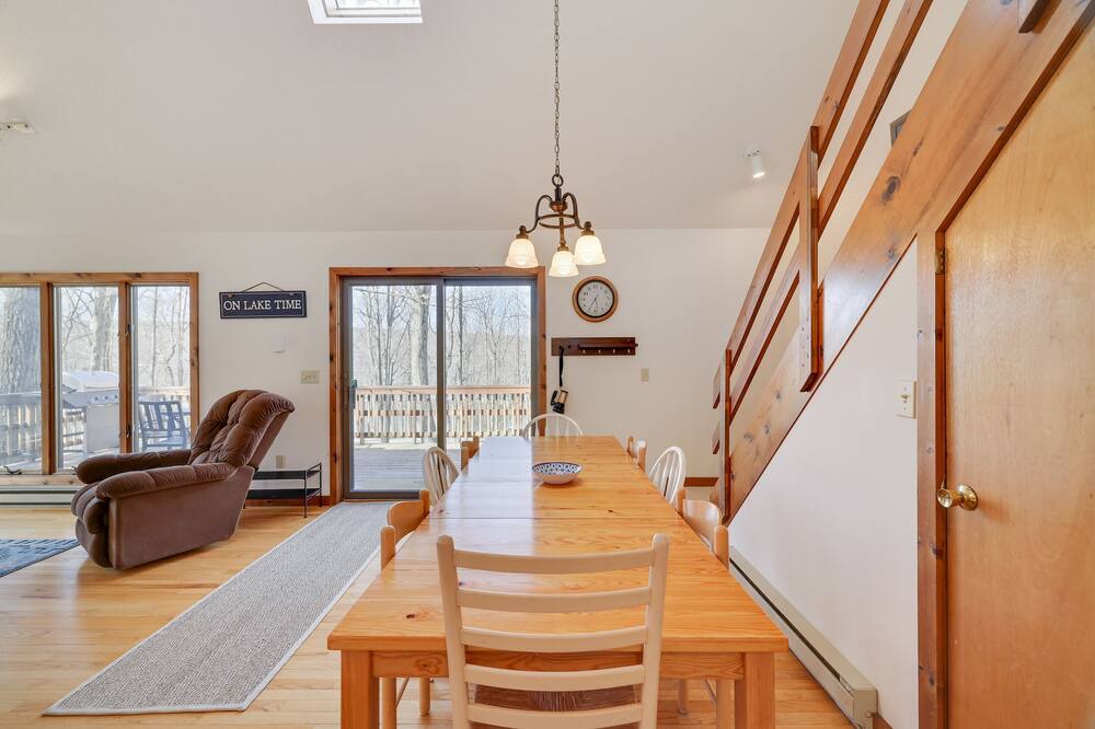 Photo of Others in White Mills