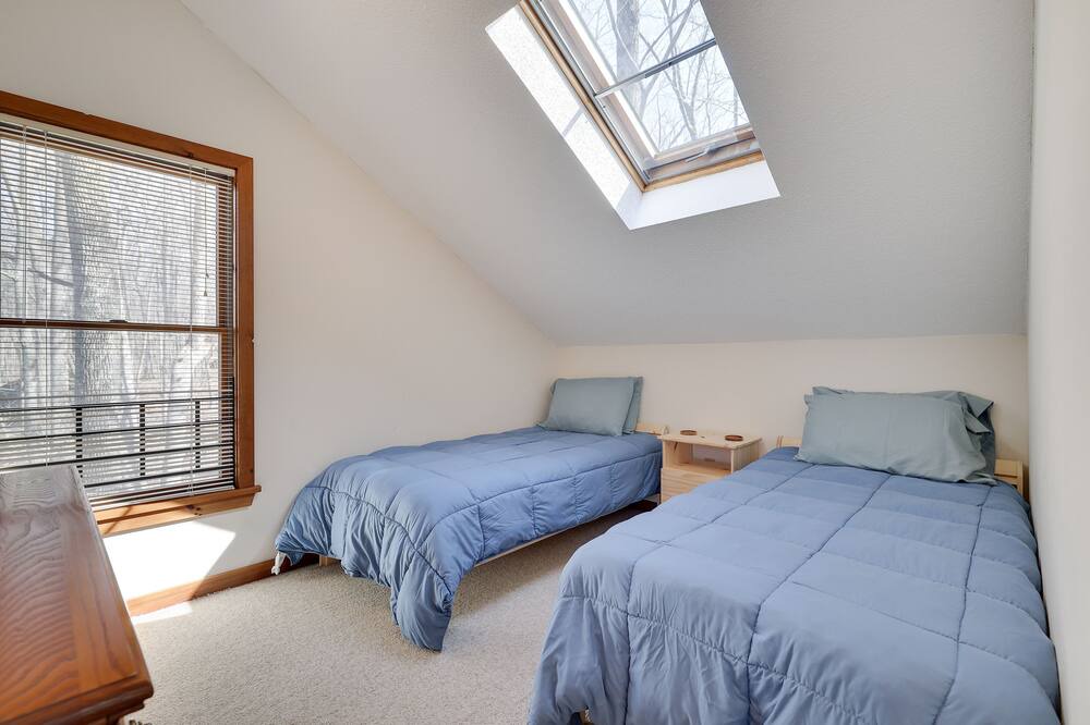 Photo of Bedroom in White Mills