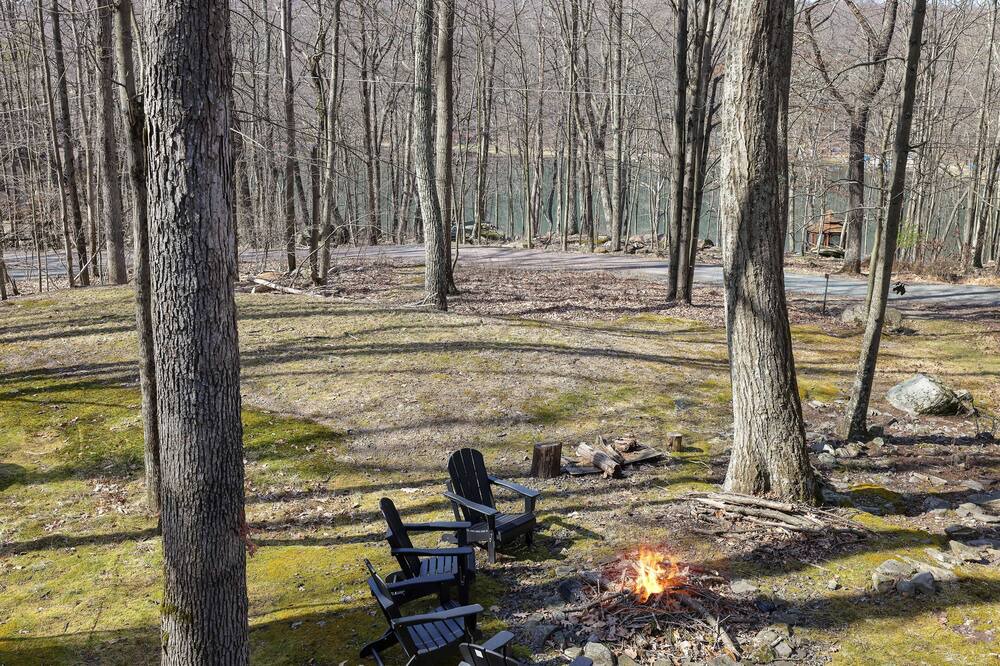 Photo of Outdoor in White Mills