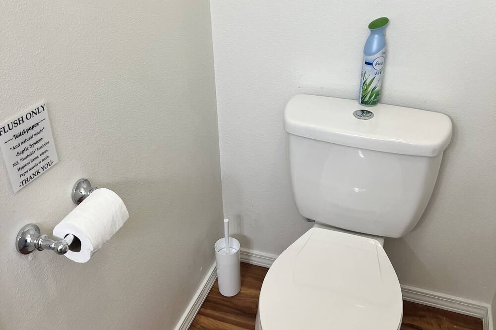 Photo of Bathroom in Northeast Anchorage