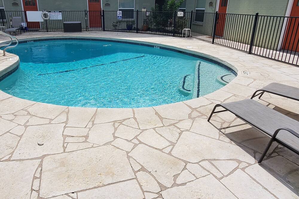 Photo of Outdoor in Travis Heights