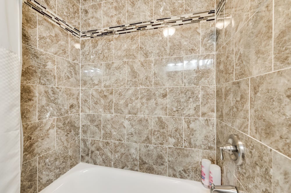 Photo of Bathroom in Carolyn Estates