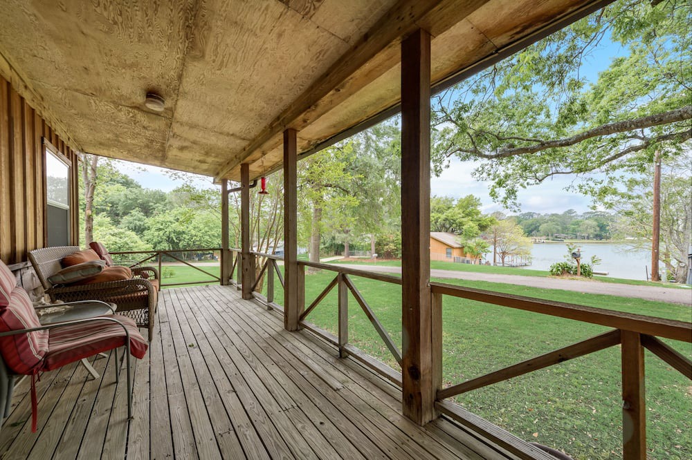 Photo of Outdoor in Carolyn Estates