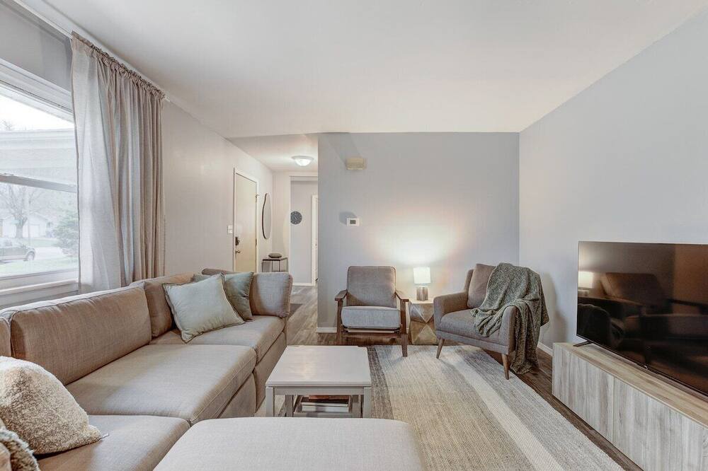 Photo of Livingroom in Joplin