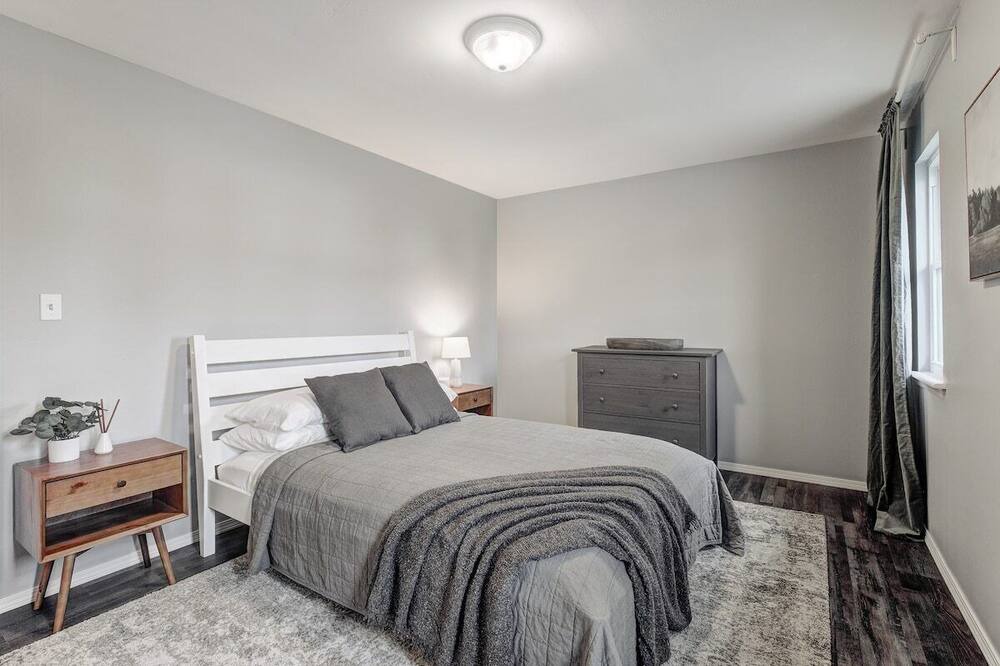 Photo of Bedroom in Joplin