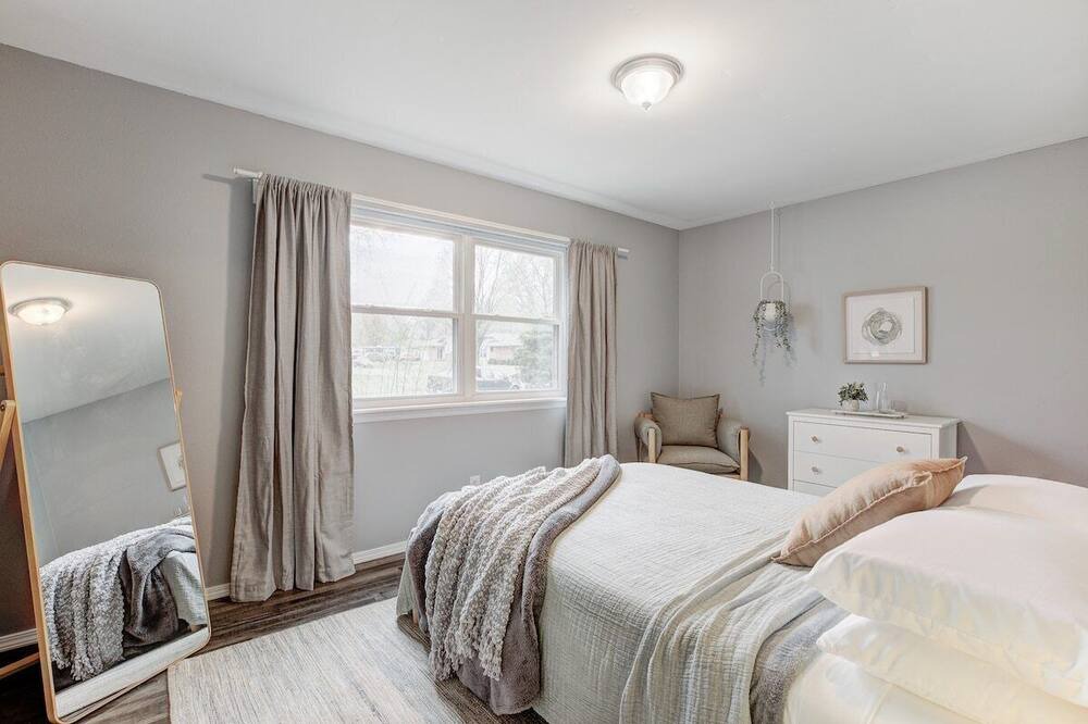 Photo of Bedroom in Joplin
