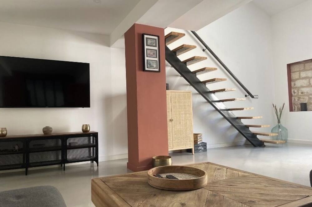 Photo of Livingroom in Cournonterral