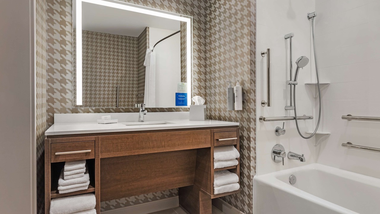 Photo of Bathroom in Cedar Rapids - Iowa City