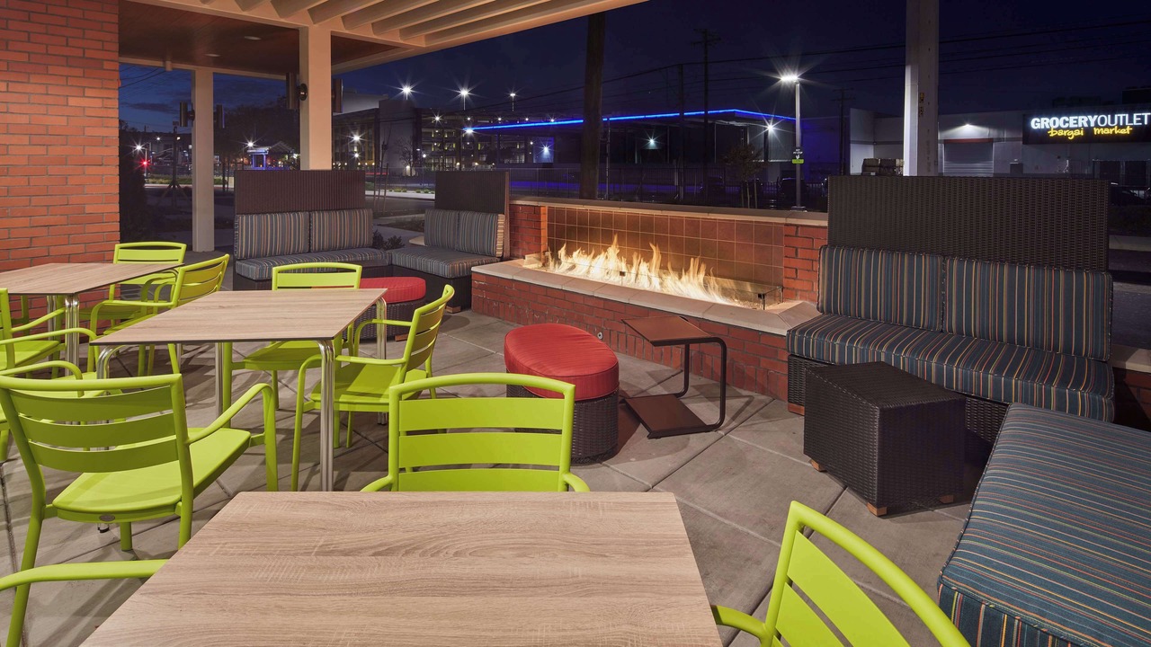 Photo of Patio Balcony in East Sacramento