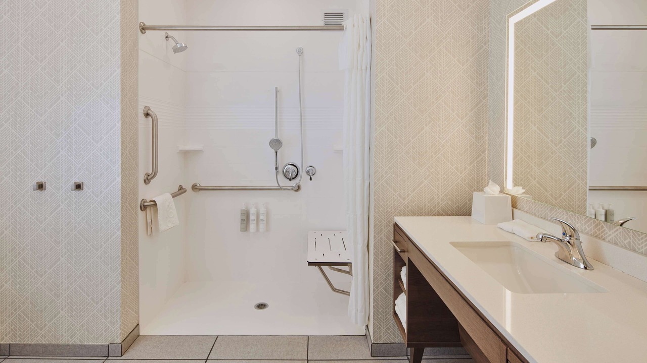 Photo of Bathroom in East Sacramento