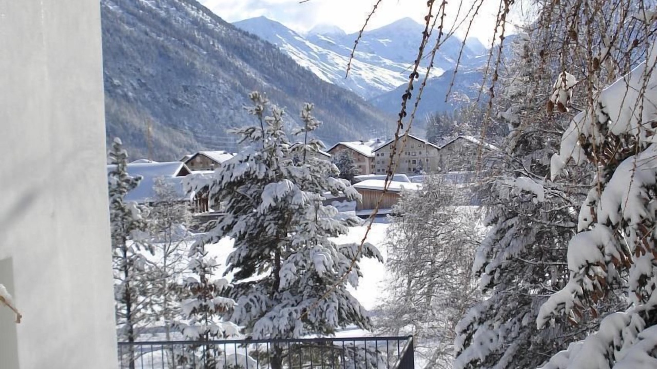 Photo of Outdoor in Bever