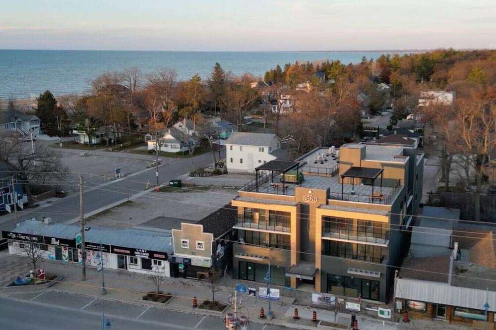 Photo of Others in Grand Bend