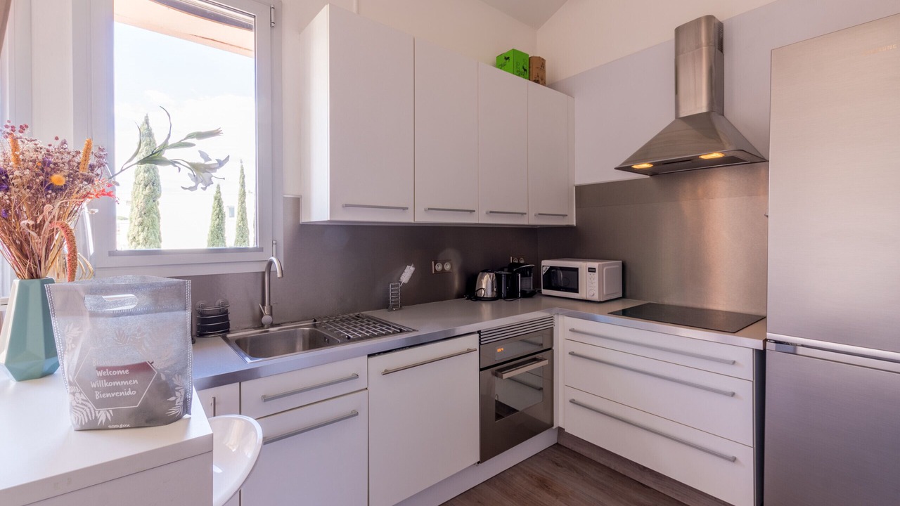 Photo of Kitchen in Beaux Arts-Boutonnet