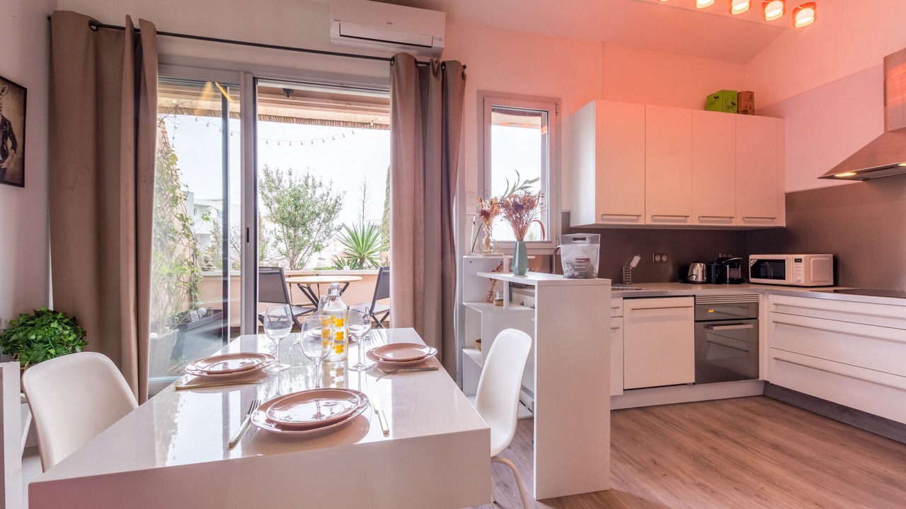 Photo of Kitchen in Beaux Arts-Boutonnet