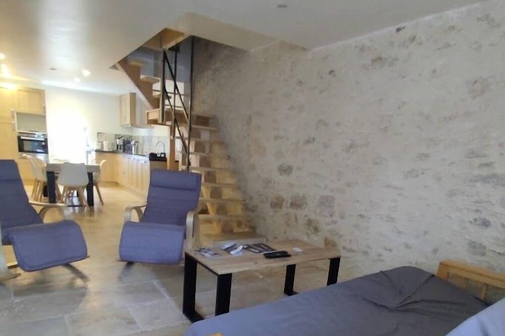 Photo of Livingroom in Montcuq