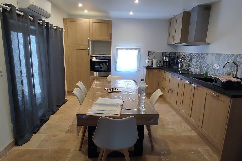 Photo of Kitchen in Montcuq