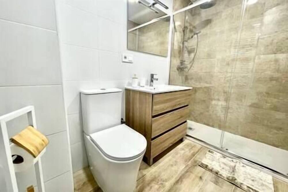 Photo of Bathroom in Barri Antic