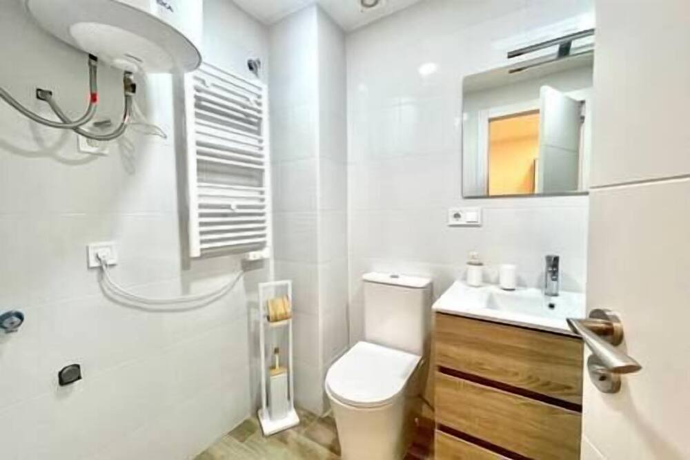Photo of Bathroom in Barri Antic