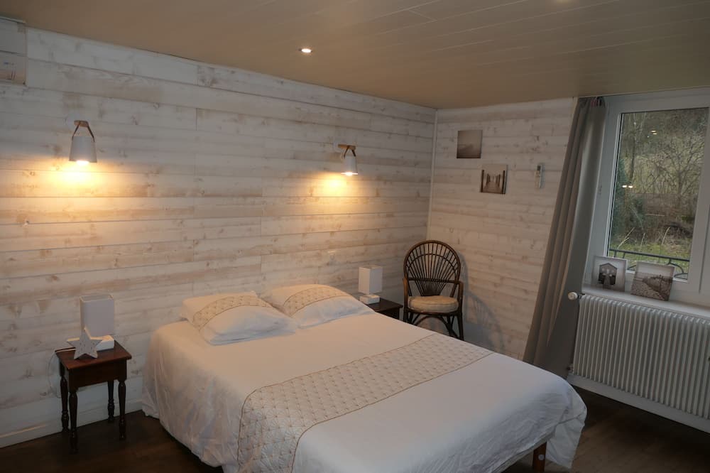 Photo of Bedroom in Thonnance-Les-Joinville