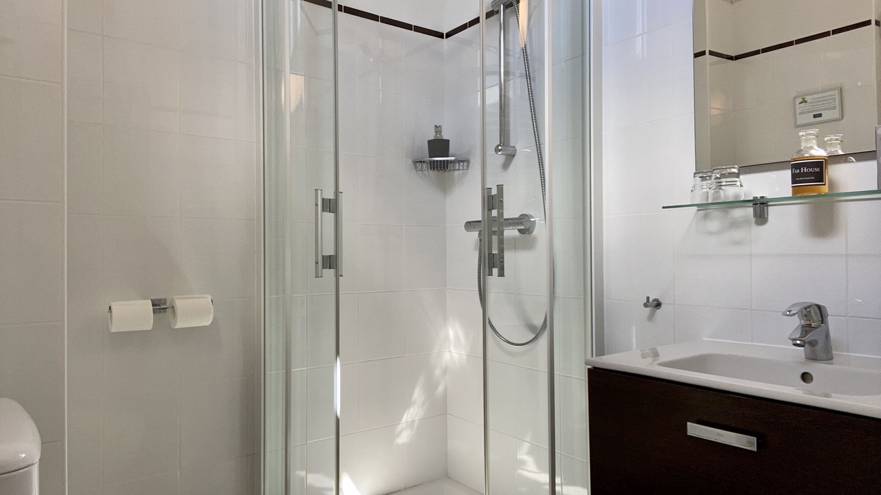 Photo of Bathroom in Senlis