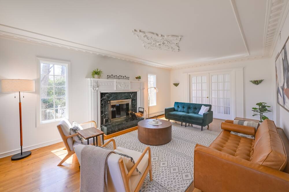 Photo of Bedroom in Brookhaven