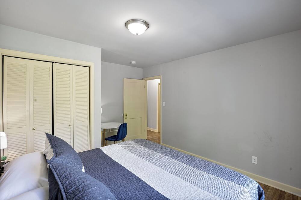 Photo of Bedroom in Barrington