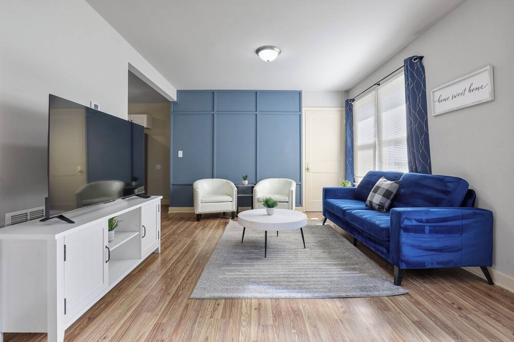 Photo of Livingroom in Barrington