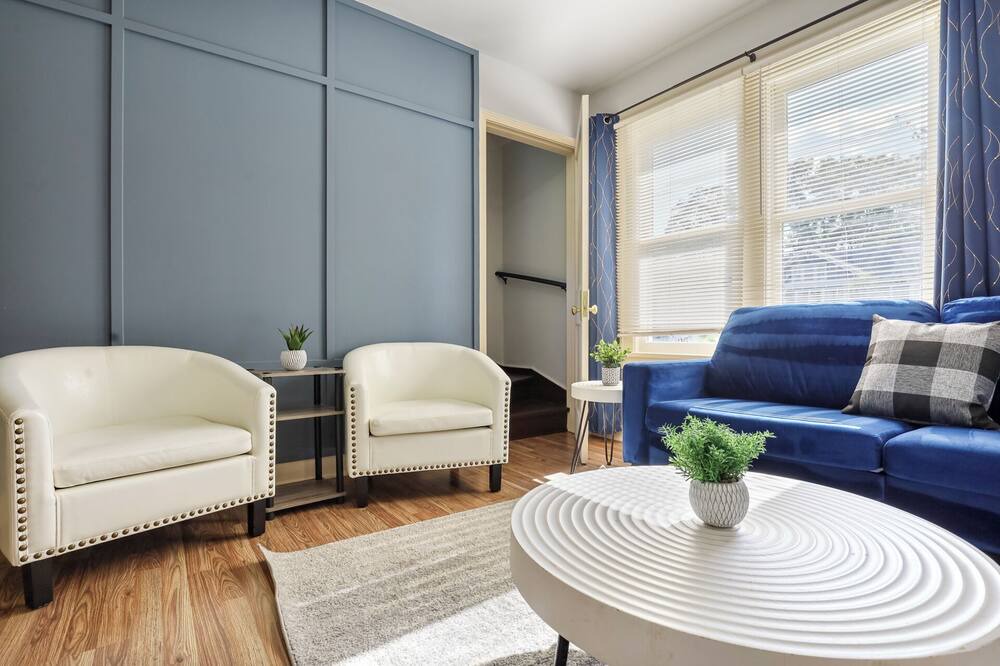 Photo of Livingroom in Barrington