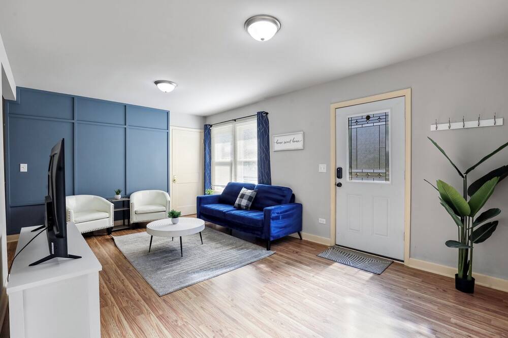 Photo of Livingroom in Barrington