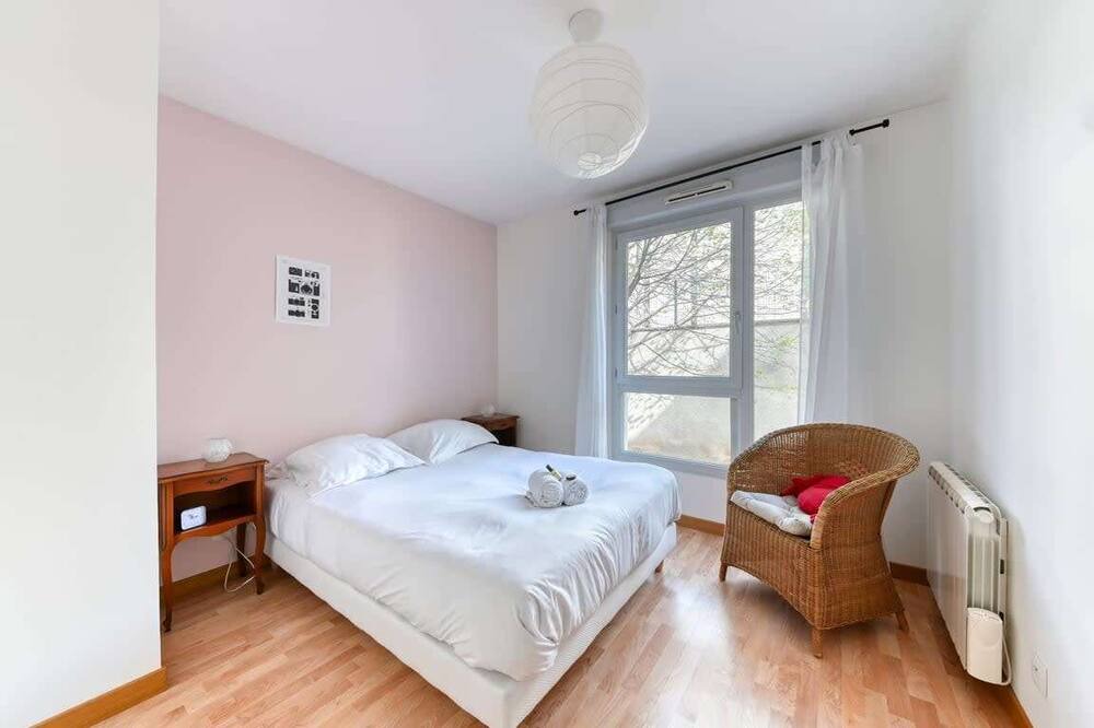 Photo of Bedroom in Villette - Maisons Neuves