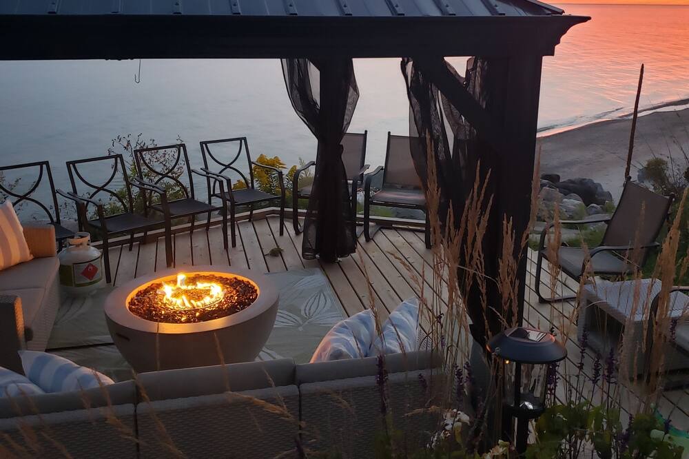 Photo of Outdoor in Cobourg