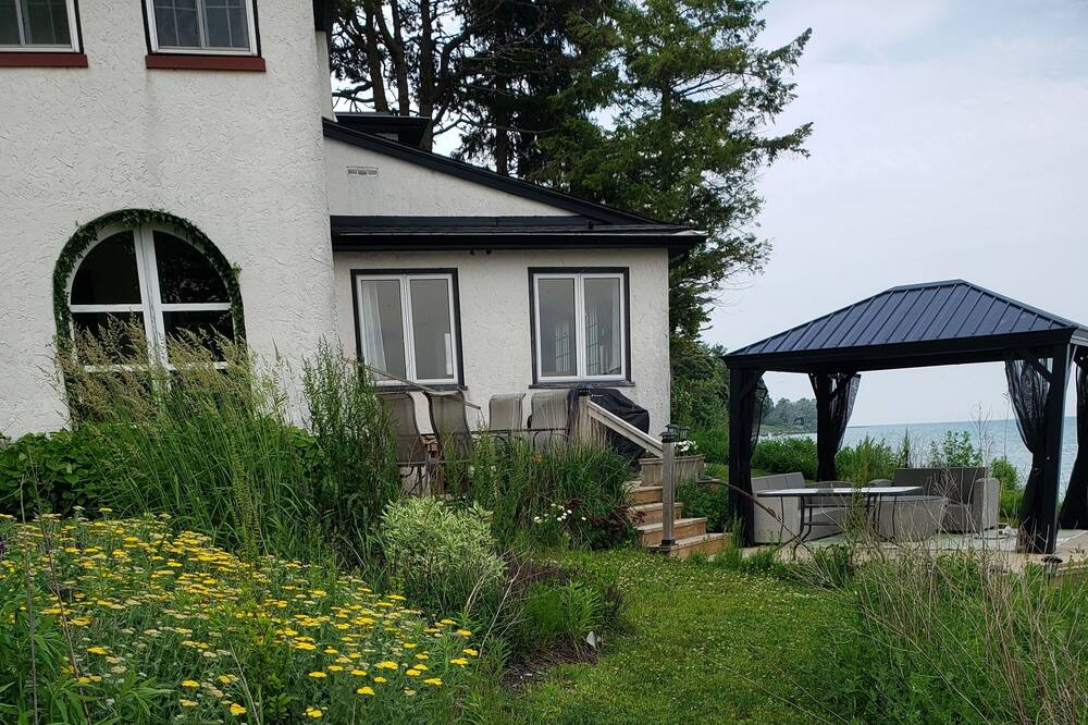 Photo of Outdoor in Cobourg