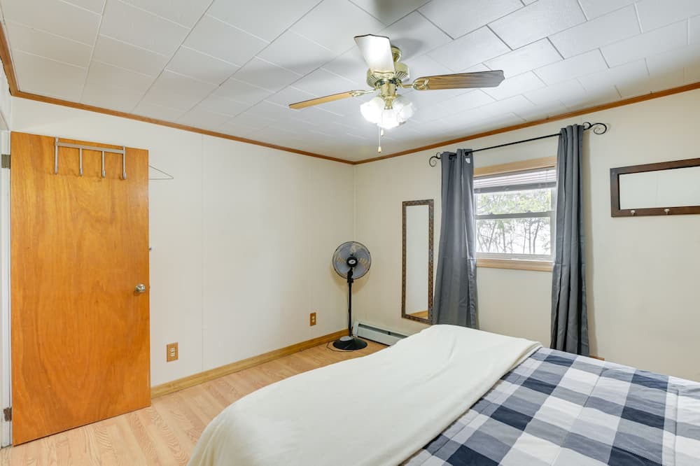 Photo of Bedroom in Frenchville