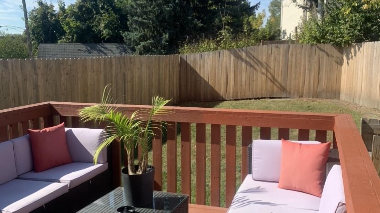 Photo of Outdoor in Mount Oliver