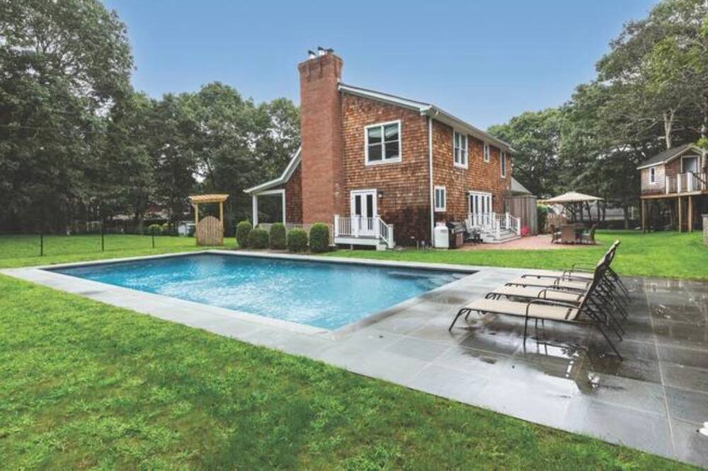 Photo of Outdoor in Northwest Harbor