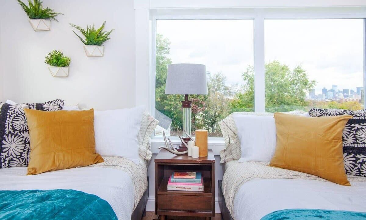 Photo of Others in Highland Park