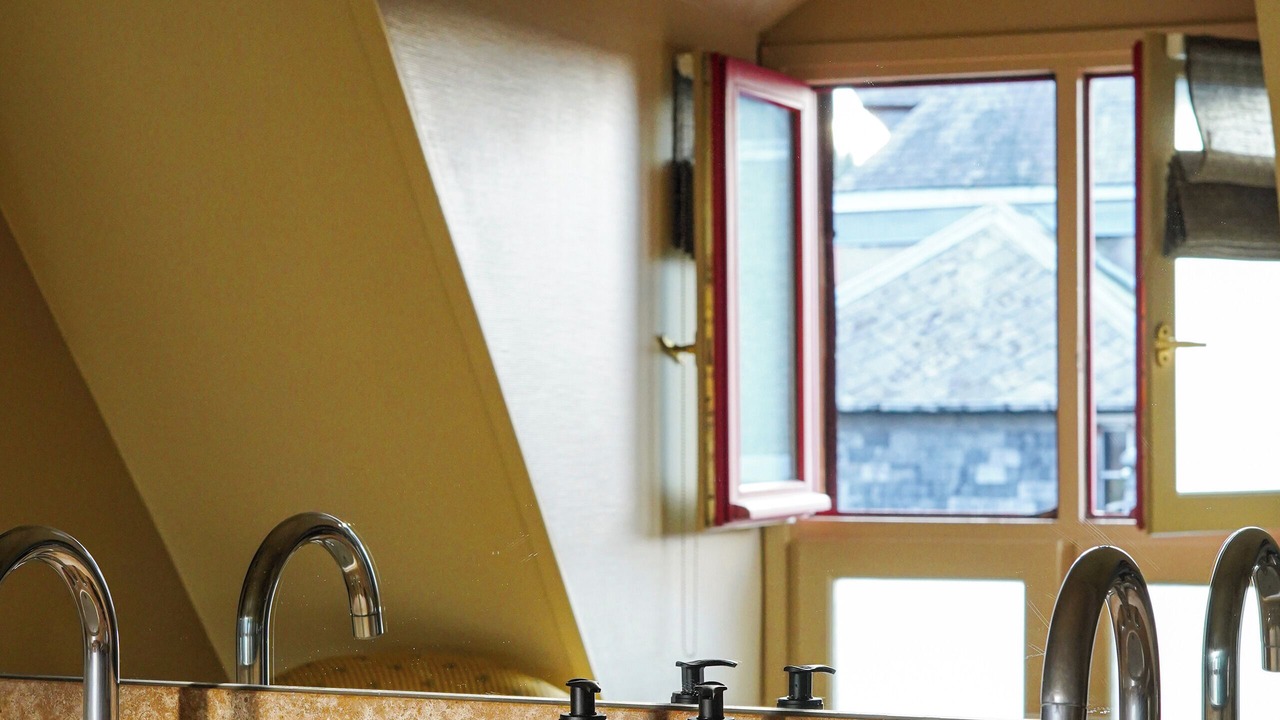 Photo of Bathroom in Enclos