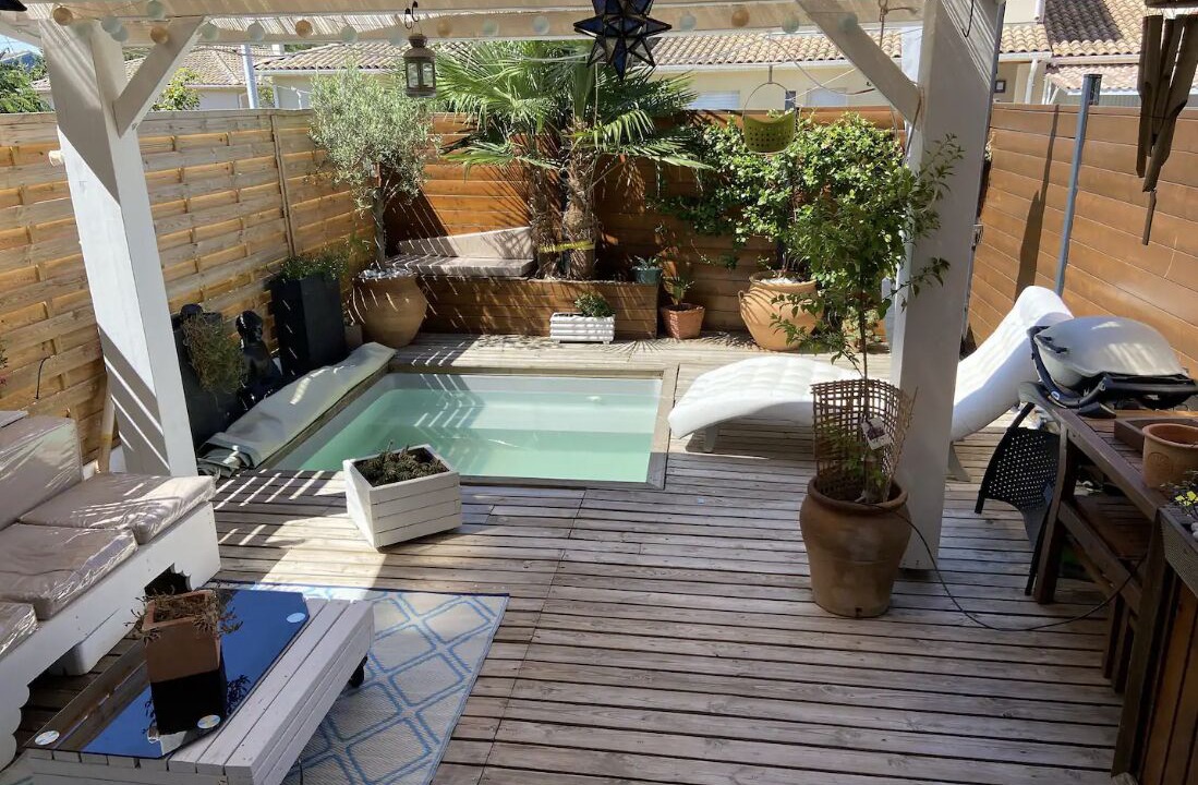 Photo of Others in Vernet