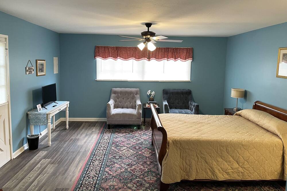 Photo of Bedroom in Thomson