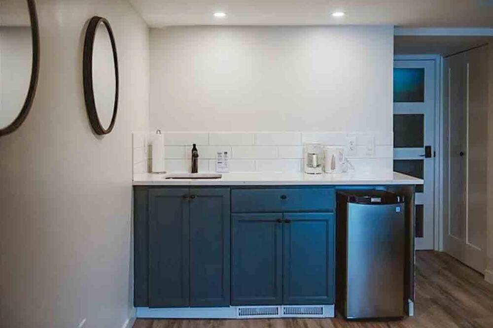 Photo of Kitchen in Lanark Highlands